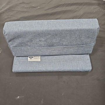 BMB - Stitchy Stand