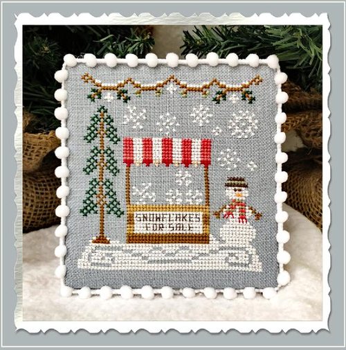 CCN - Snow Village - 03 - Snowflake Stand