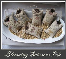 NKCR - Blooming Scissors Fob