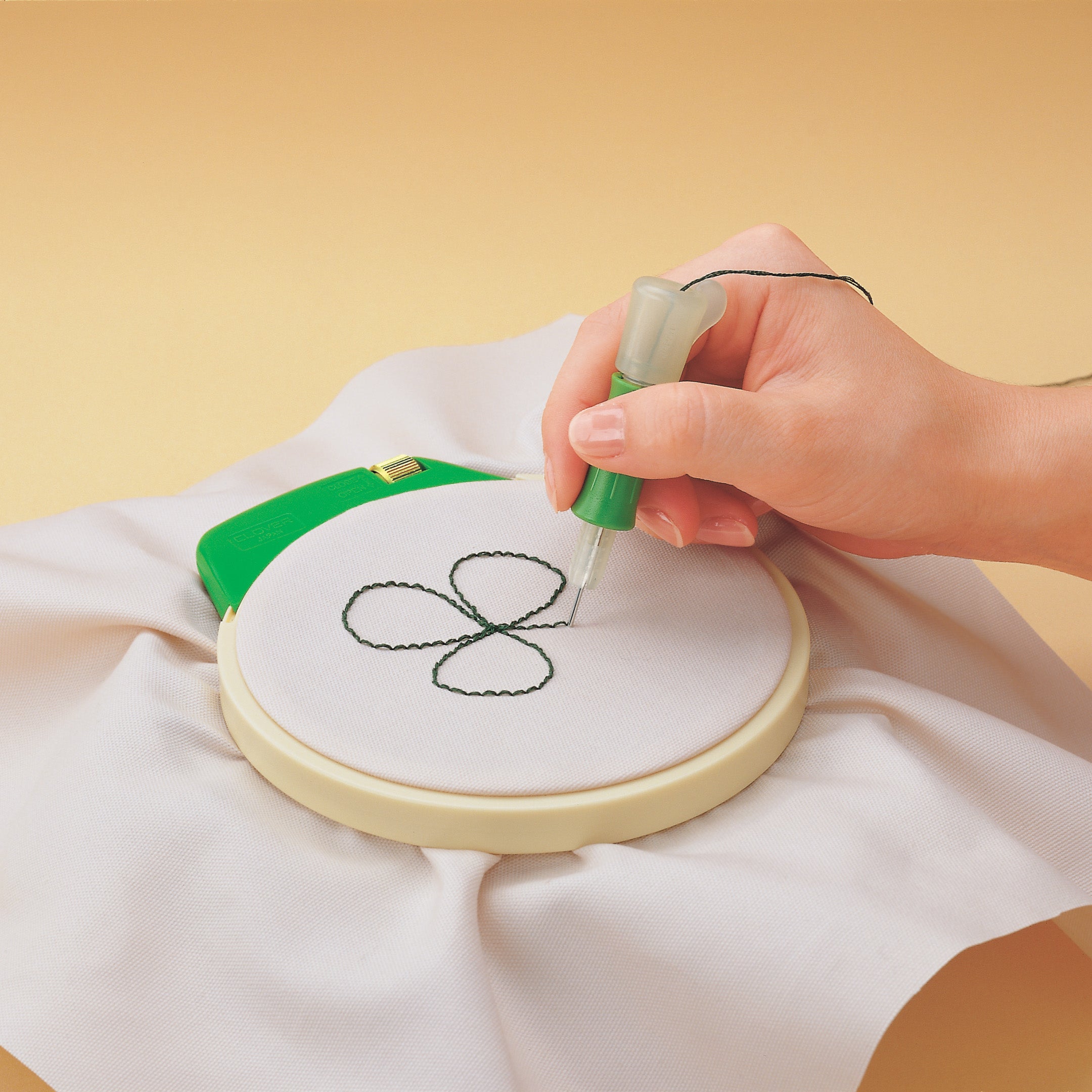 CLV - Embroidery Hoop (L) 7" - 0