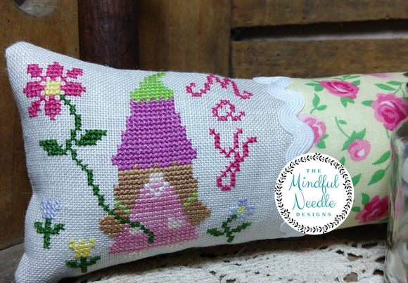 TMN - MN-017 - A Gnomey Year - 05 - May