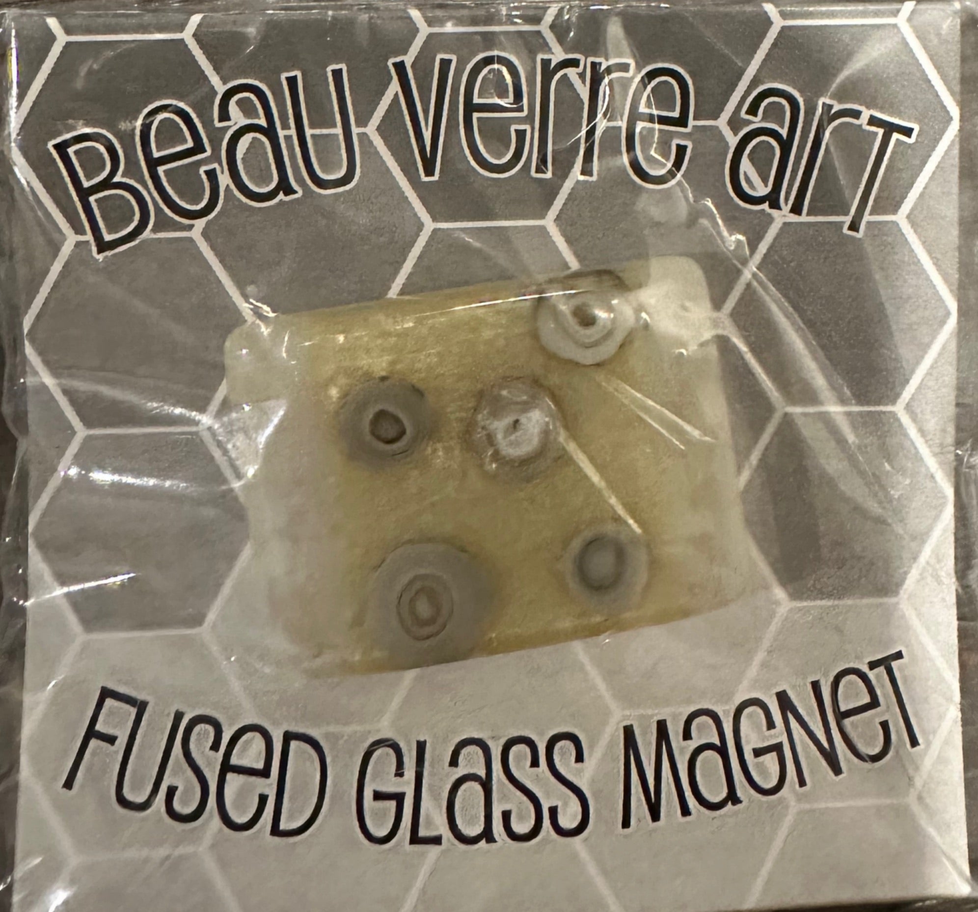 BVAR - Fused Glass Needle Minder - 28-001