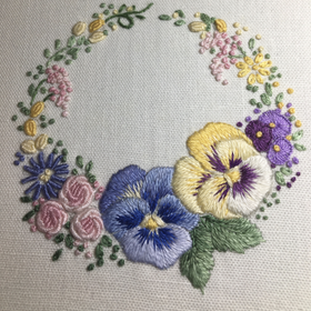 RWED - DMP6 - Pansy Garland