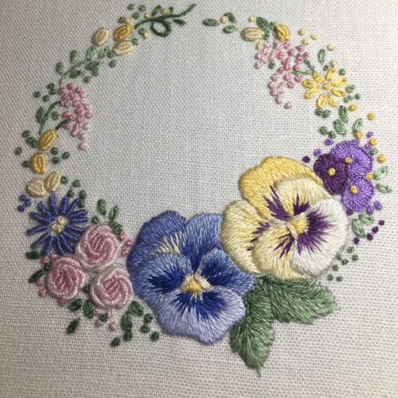 RWED - DMP6 - Pansy Garland