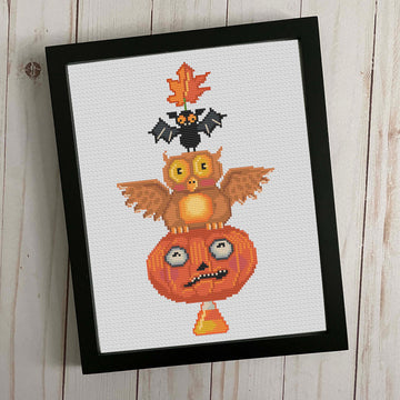 SPCL - Mary Engelbreit - Halloween Totem - Cross Stitch Kit