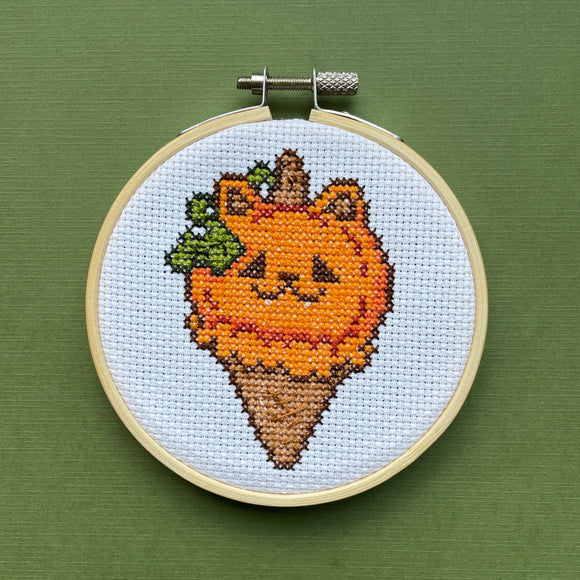 SPCL - Bumbleberry Hollows - Spooky Sweets - Cross Stitch Kit