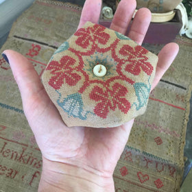 TST - Hannahs Sampler Biscornu