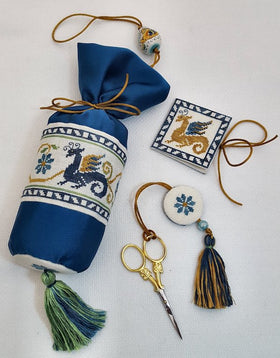 GPA - Raffaellesco - A Deruta Sewing Set