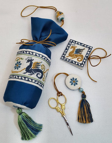 GPA - Raffaellesco - A Deruta Sewing Set