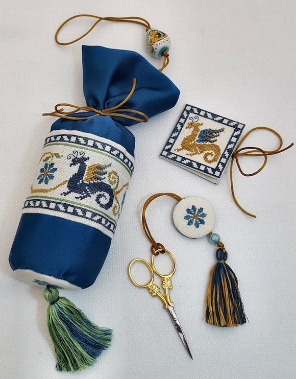 GPA - Raffaellesco - A Deruta Sewing Set