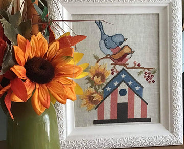 TPP - Birdhouse With Sunflowers