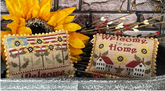 MDID - Patriotic Welcome Pillows