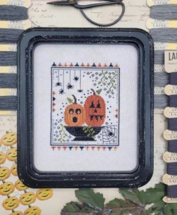 LMD - Two Pumpkins Bright - Hello