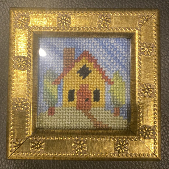 PS - Self-Finishing Needlepoint - 22-57 - House