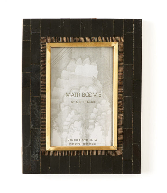 MBFT - Andhera 4x6 Black Picture Frame - Carved Horn, Brass Inlay