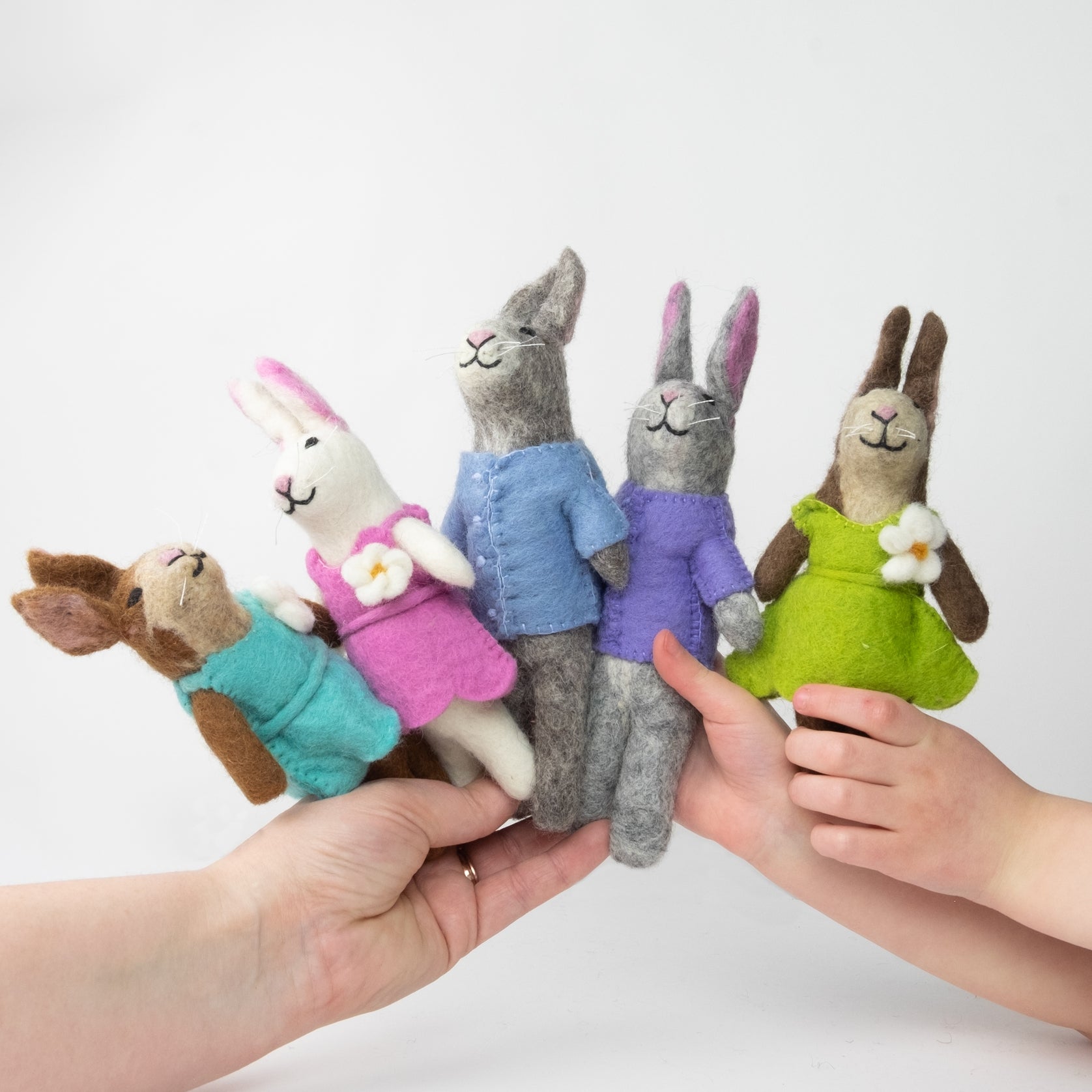 TWR - Felt Easter Bunnies - Assorted