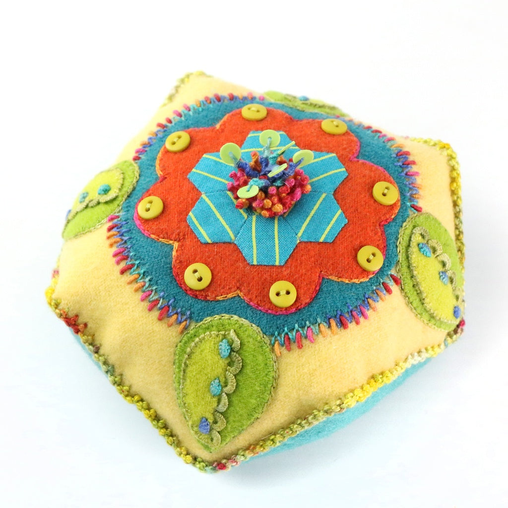 SS - Kit - Poppy Pincushion - Pattern and Fabric