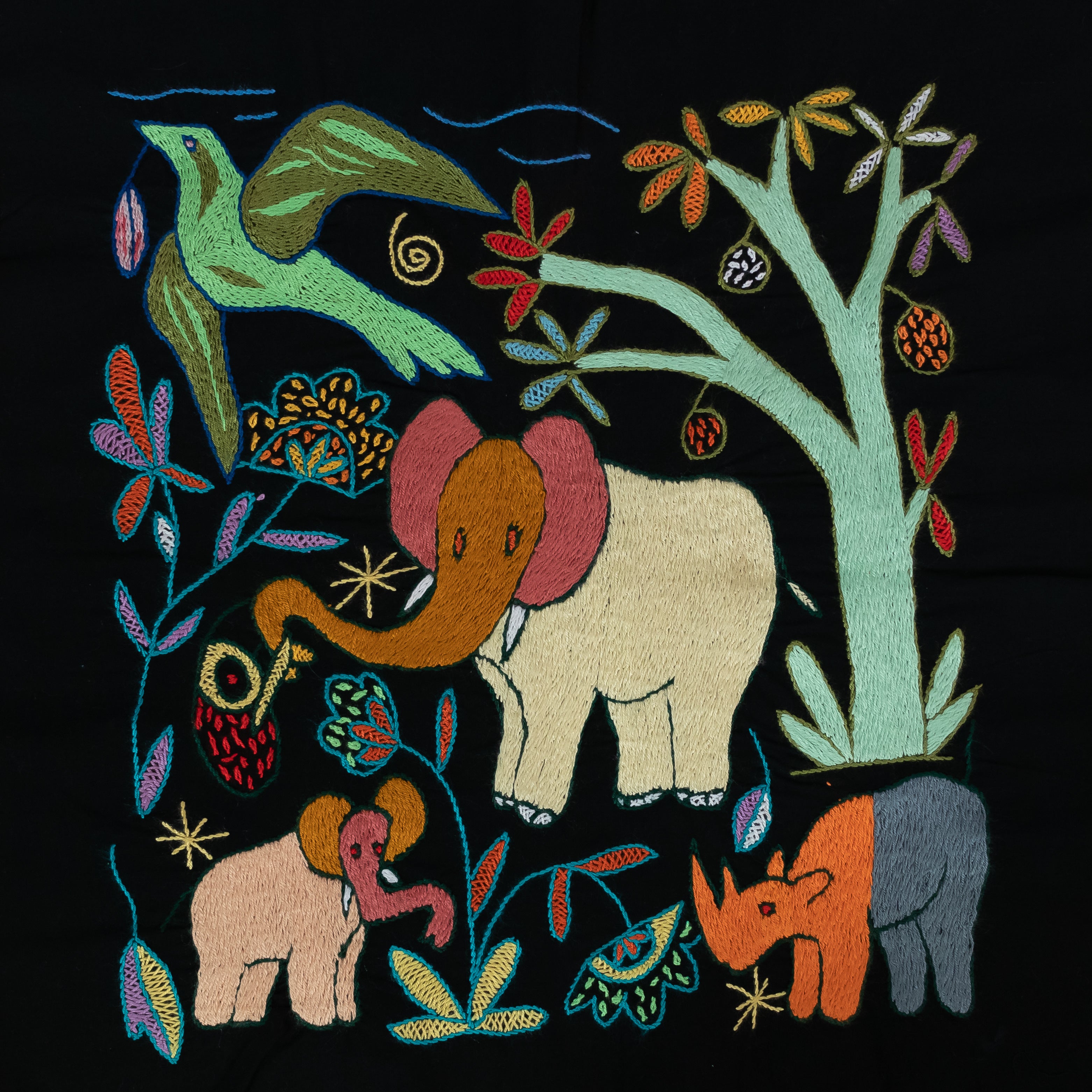 ME - Mapula Embroidered Block - 19*19 - 8061