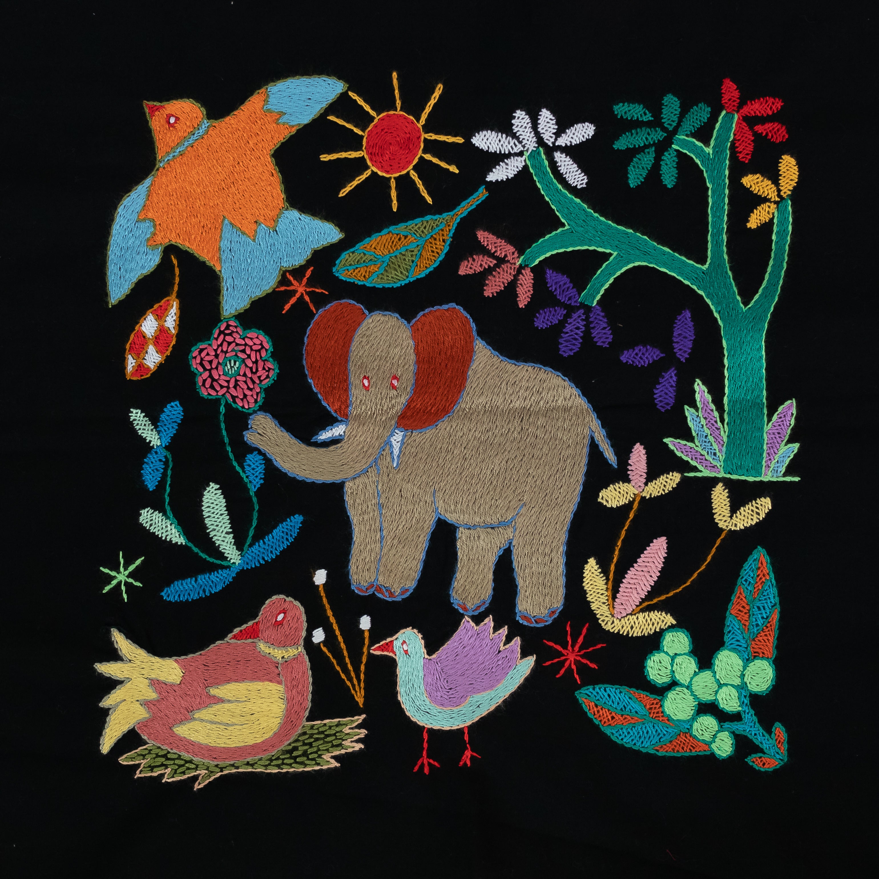 ME - Mapula Embroidered Block - 19*19 - 8069