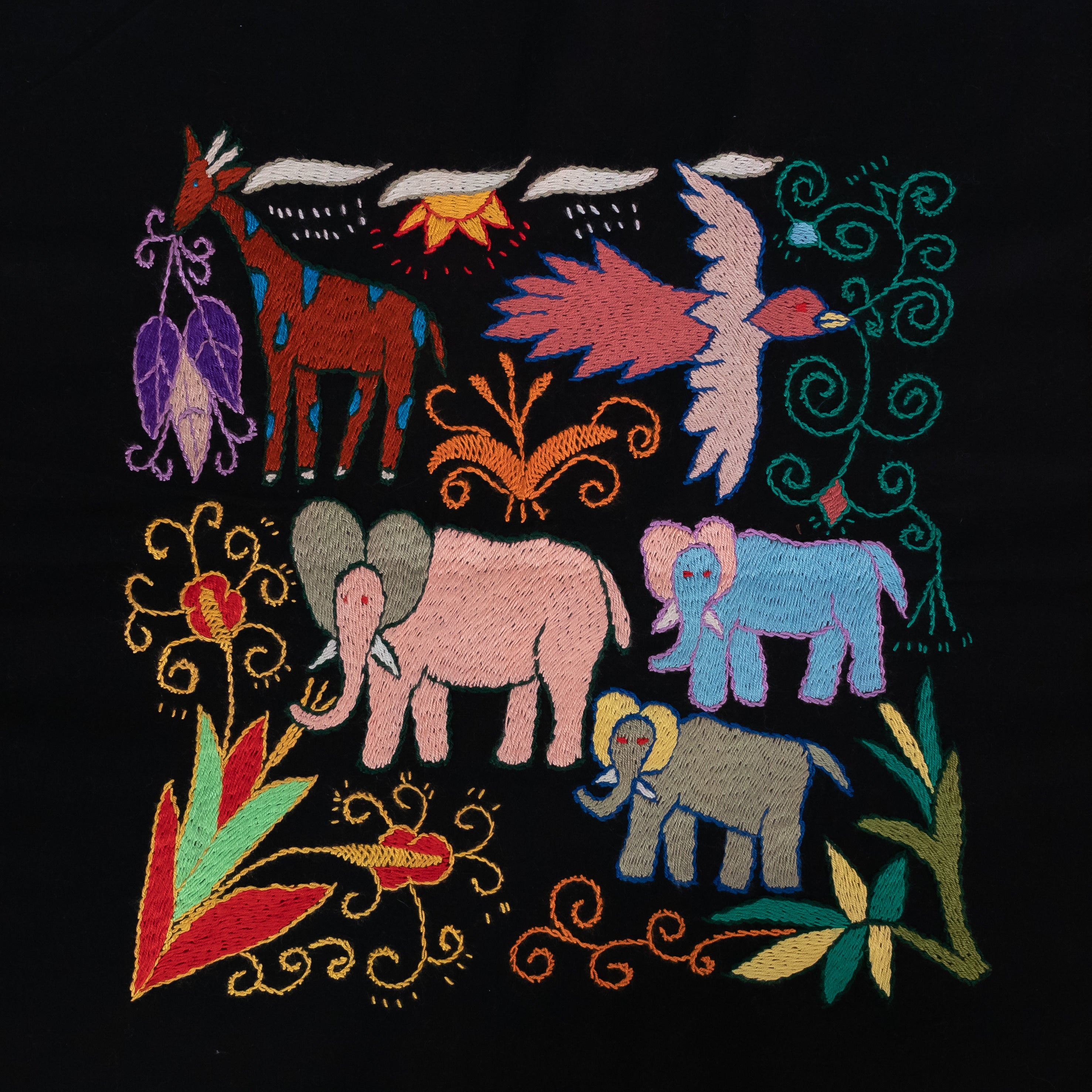 ME - Mapula Embroidered Block - 19*19 - 8076