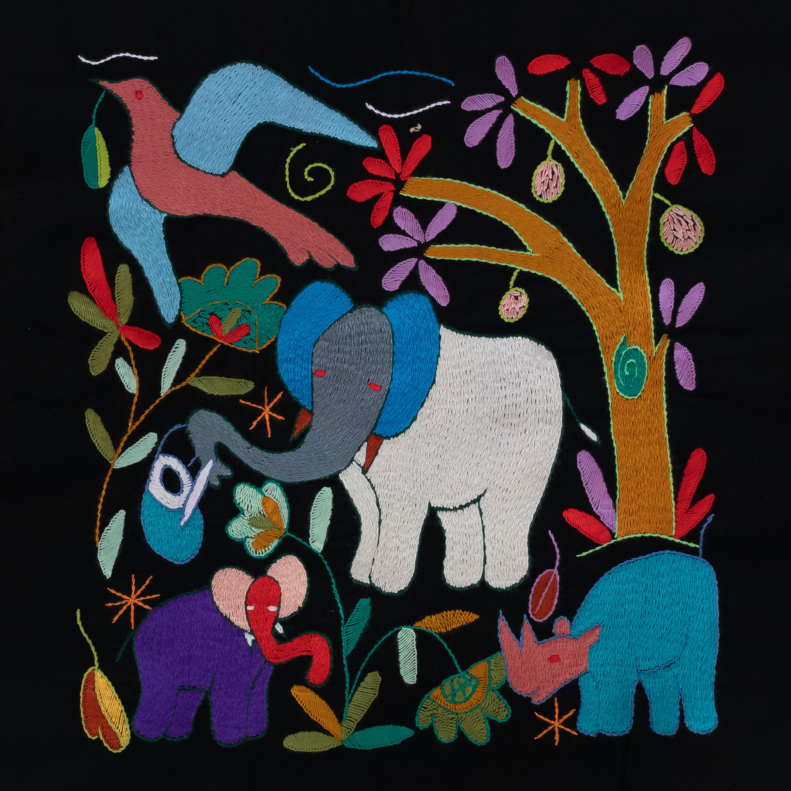 ME - Mapula Embroidered Block - 19*19 - 8081