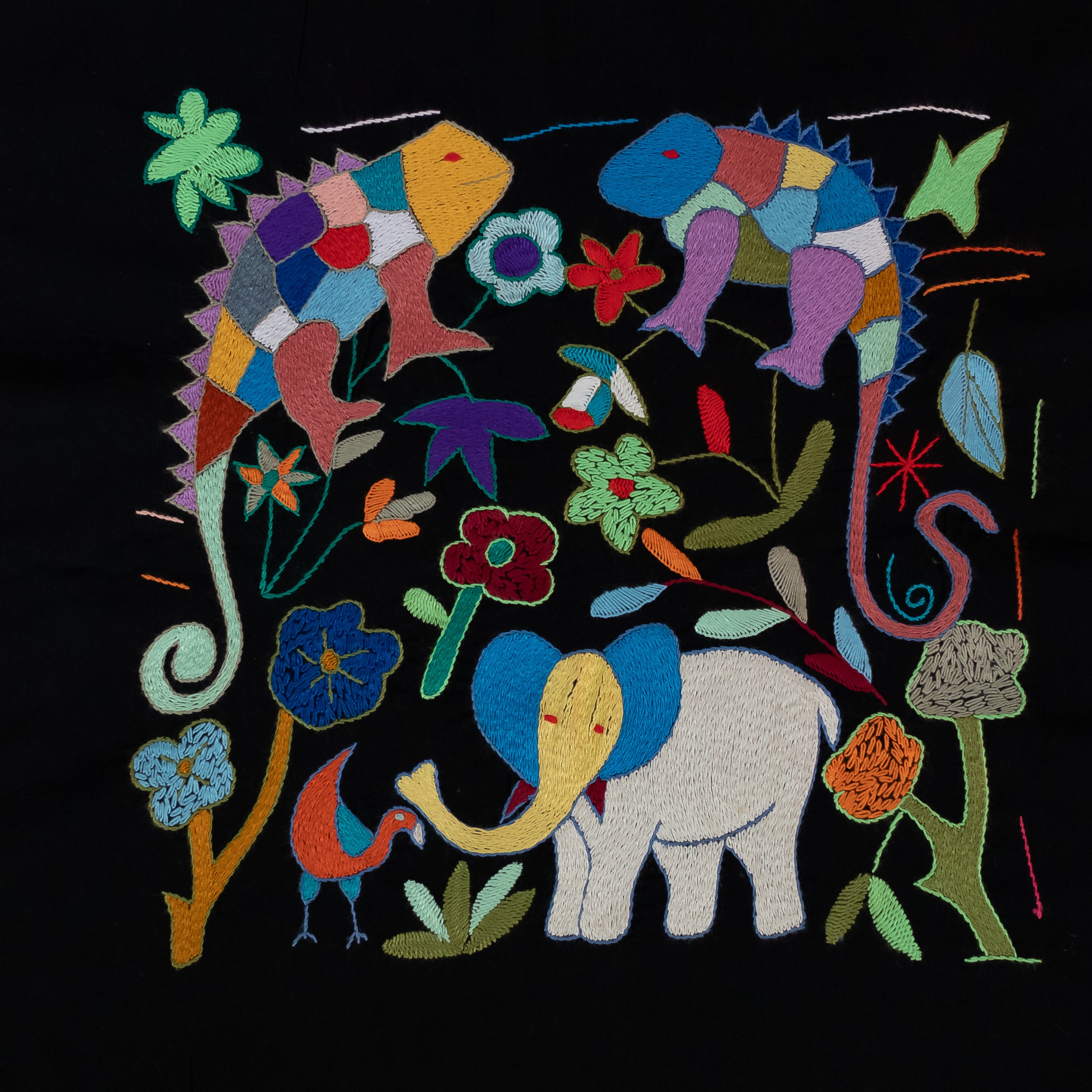 ME - Mapula Embroidered Block - 19*19 - 8085