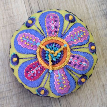 SS - Kit - Flower Pincushion - Pattern and Fabric