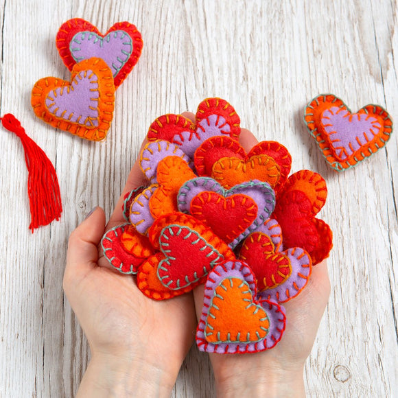 WCC - Handful of Hearts Felt Craft Kit